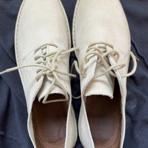 Mens white suede oxfords size 9- J Crew- Very Sharp!